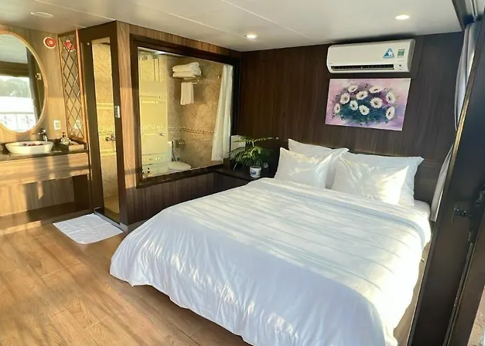 Unicharm Cruise  4*