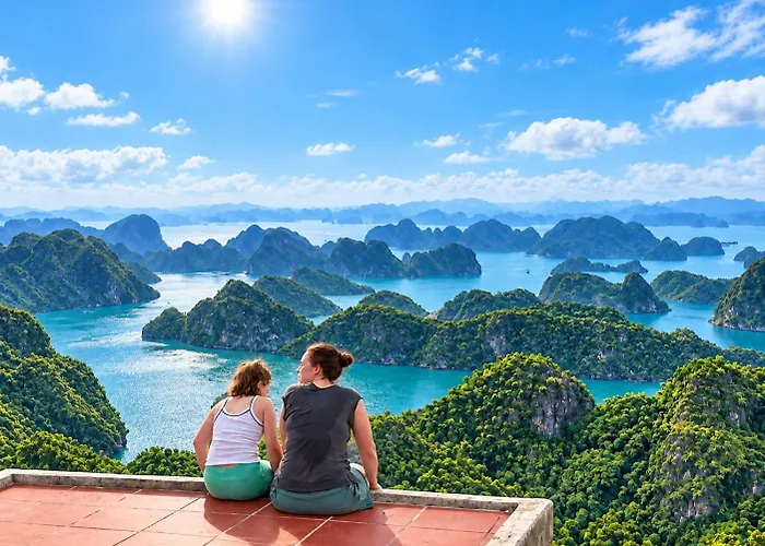  Unicharm Cruise - Hidden Route 2 Bays & Viet Village 4*